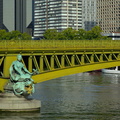 Statue du pont Mirabeau